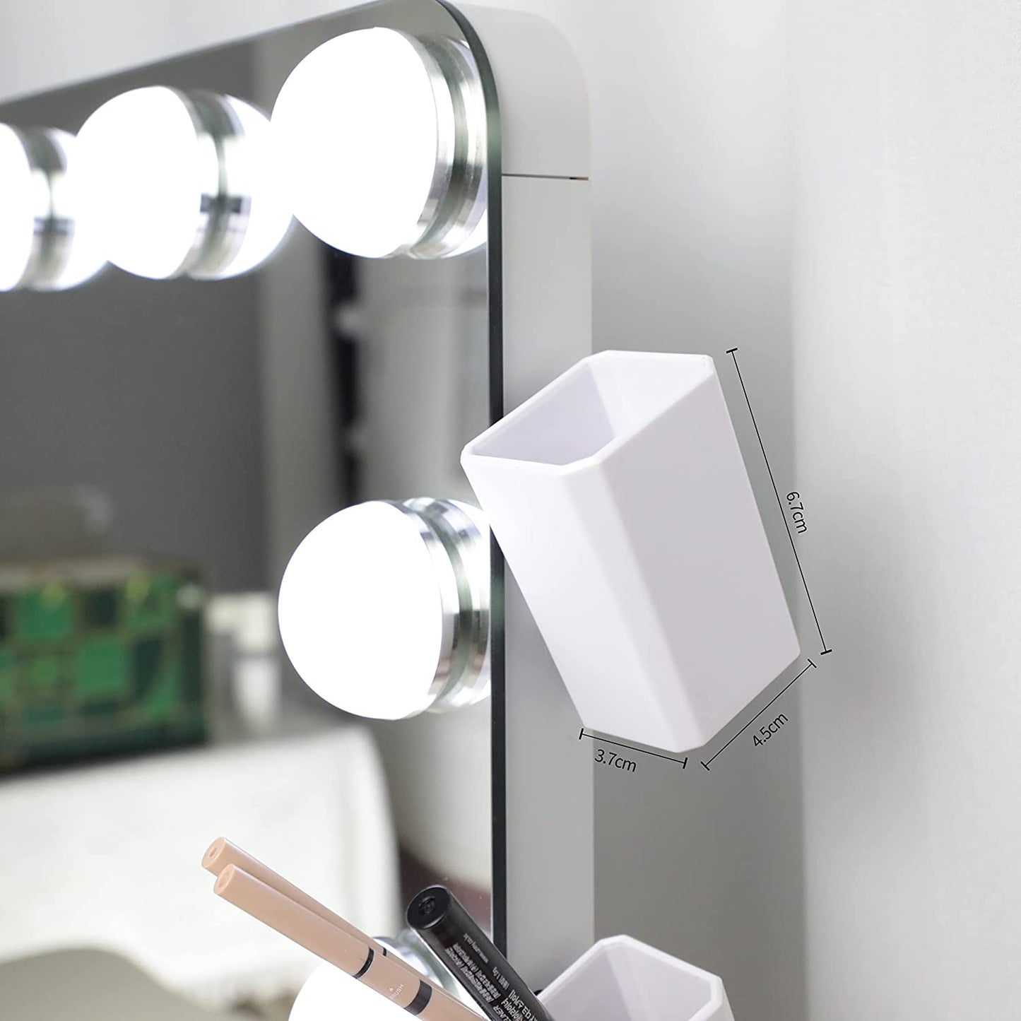 Hollywood Makeup Vanity Mirror with LED Lights, USB charging and Detachable 10X Magnification Mirror (Silver,  66 x 48 cm)